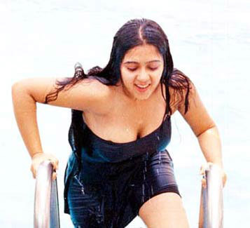 Charmi Kaur hot cleavage