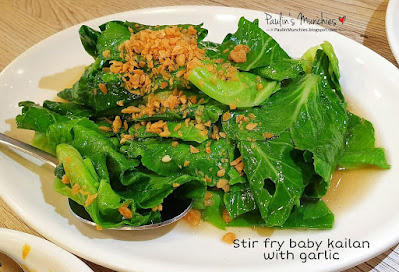 Stir fried baby kailan with garlic - A-roy Thai