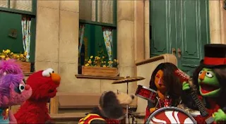 Sesame Street Episode 5005, A Dog and a Song, Season 50. b