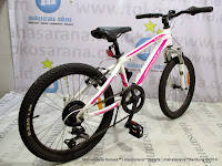 Sepeda Gunung Remaja Wimcylcle Roadtech S Rangka Aloi 7 Speed 20 Inci White/Pink