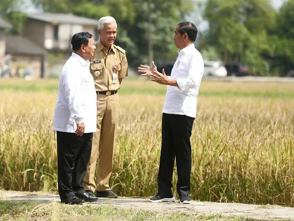 Jokowi menyiapkan duet Prabowo Ganjar untuk menghadapi Anies Baswedan Prabowo-Ganjar VS Anies-AHY