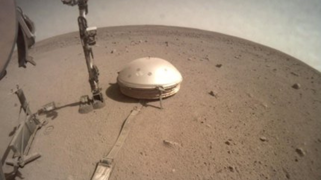 Insight is digging up a line trench to bury the seismic sensor cable on Mars.