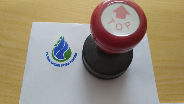 Stempel Perusahaan