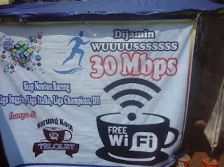 Spanduk Warung Kopi Free WiFi 9