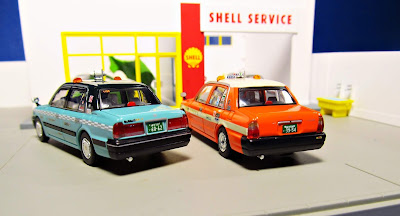 Gulliver64 Japanese Taxis: Green Cab & keikyu Transit Toyota Crown Comfort Sedan tomicarama tomica kyosho hot wheels