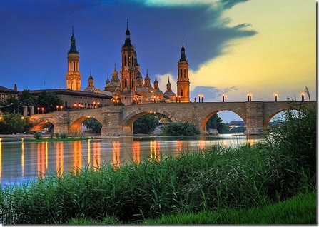 Basilica_del_Pilar-sunset