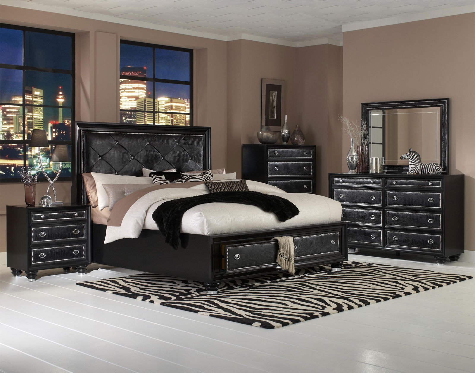 Black Bedroom Furniture For The Elegant Sense