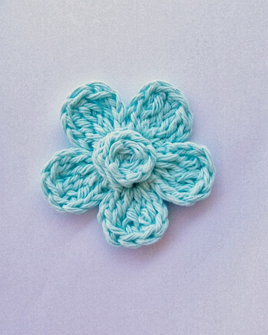 Flower Girl Cottage : Free Crochet Flower Pattern