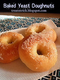 Baked Yeast Doughnuts Recipe @ treatntrick.blogspot.com