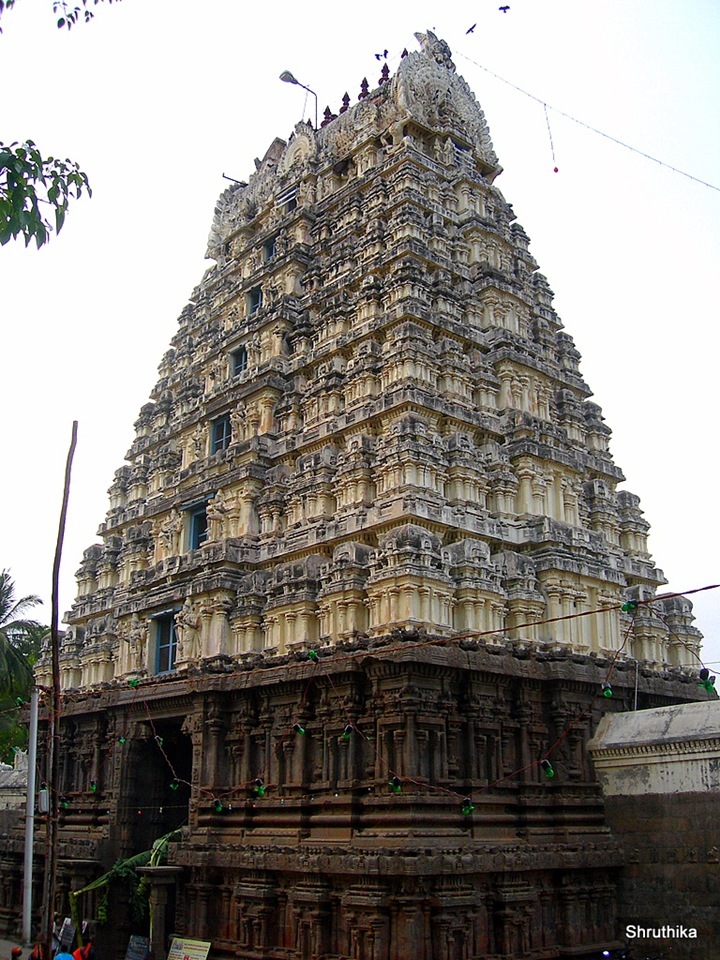vellore golden temple at night. The name of the temple is