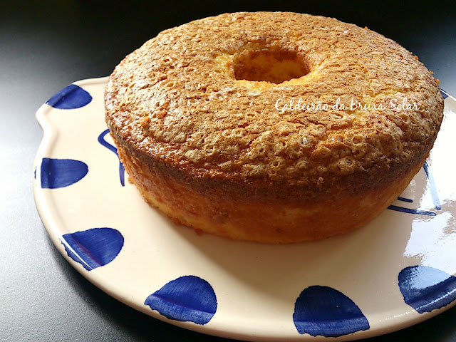 Bolo de arroz cru