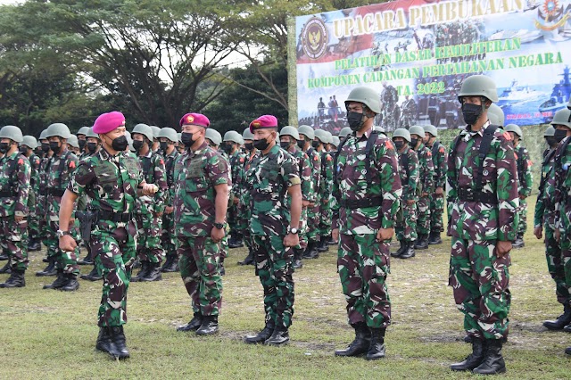Kodiklatal  Dipercaya Latih Anggota Komcad TNI AL 