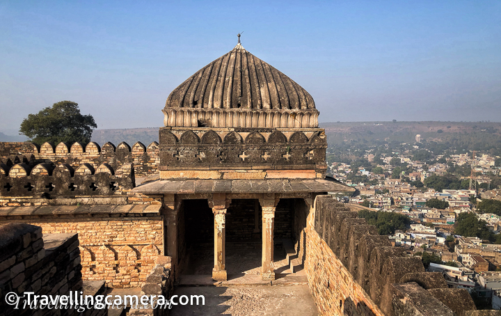 The Chanderi Fort is believed to have been built in the 11th century by the Bundela Rajputs, who ruled the region at the time. Over the centuries, the fort has seen many battles and has been ruled by various dynasties, including the Mughals and the Marathas. Today, it stands as a testament to the town's rich and diverse history.