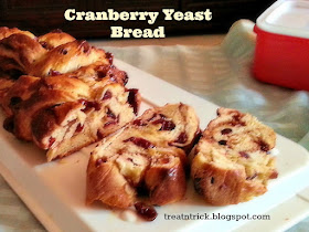 Cranberry Yeast Bread Recipe @ treatntrick.blogspot.com