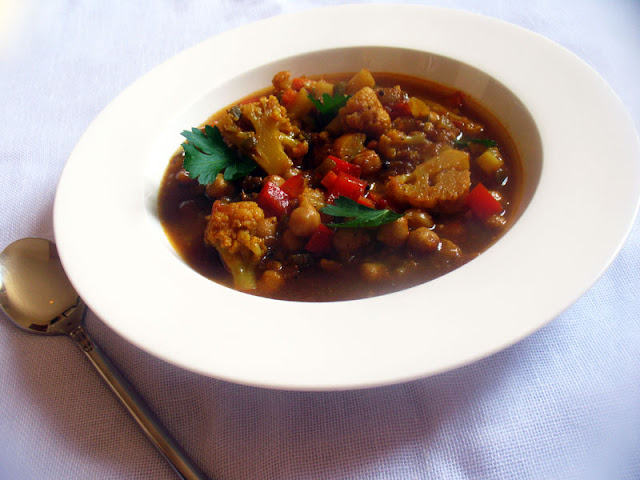 Chickpeas with Mixed Vegetables and Berbere Sauce