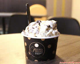 Cookies & Cream, Freshly Freeze Malaysia, Freshly Freeze, Fried Ice Cream, World's First Freshly Made Ice Cream, Best Fresh Ice Cream, Freshly Made Desserts, Thailand Ice Cream, nu sentral mall