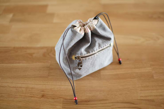 Handmade drawstring lunch box bag, handbag, small bag