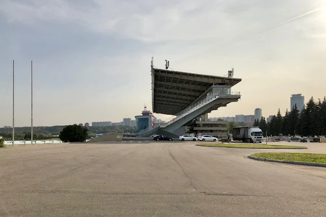 Крылатская улица, спортивный центр «Крылатское» (Гребной канал) | Krylatskaya street, sports center "Krylatskoe" (Rowing canal)