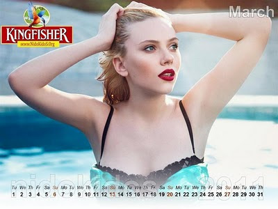 Hot Girls Desktop Calendar 2011
