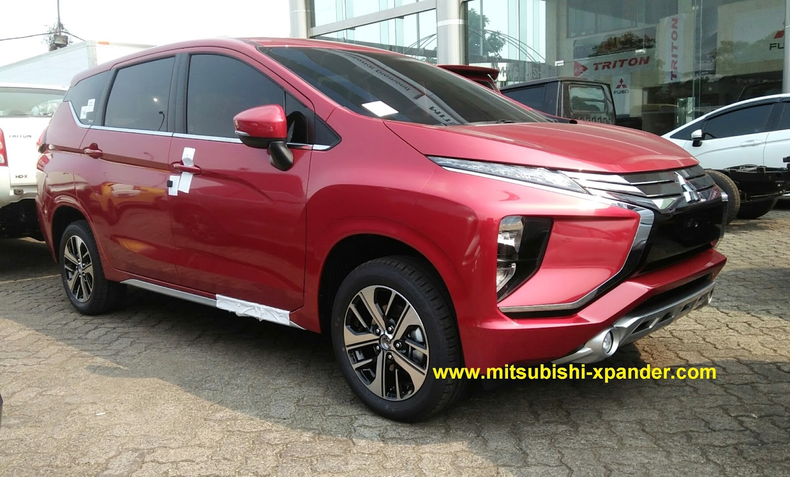 Foto Mobil Xpander Terbaru Tahun Ini Kawan Modifikasi