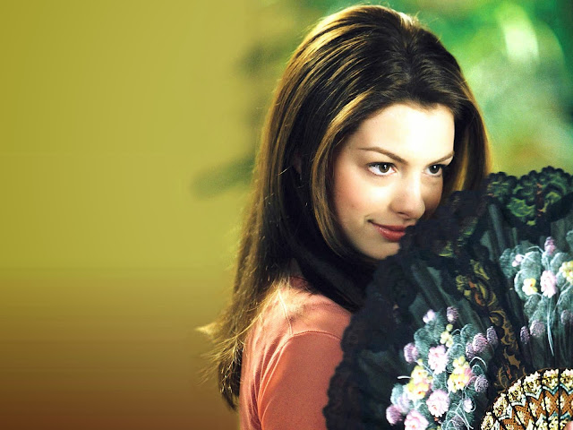 Anne Hathaway Wallpapers Free Download