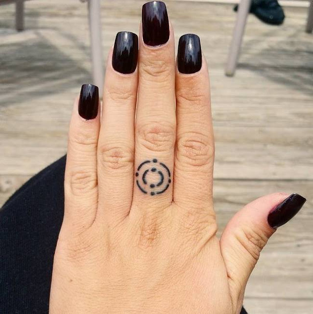 27 tatuagens para os dedos
