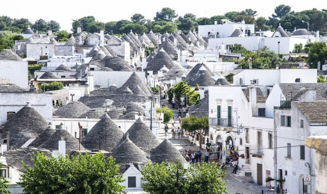 alberobello italy