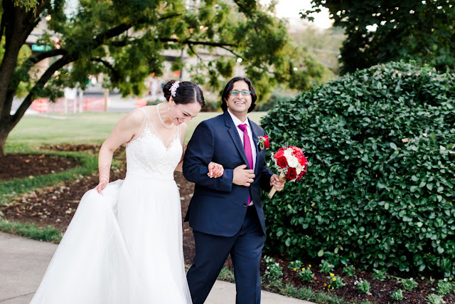 Key Bridge Marriott Wedding photographed by Virginia Wedding Photographer Heather Ryan Photography