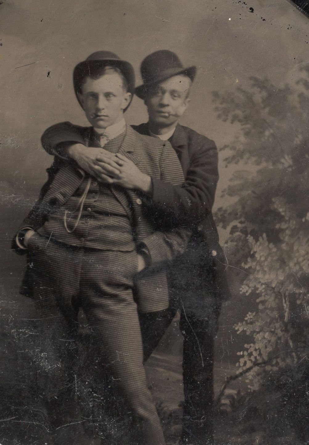 Rare Photos Capture Victorian Men Holding Hands, Sitting on Each Other