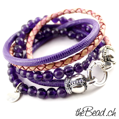 Damen Lederarmband mit Amethyst Perlen und Leder in Lila