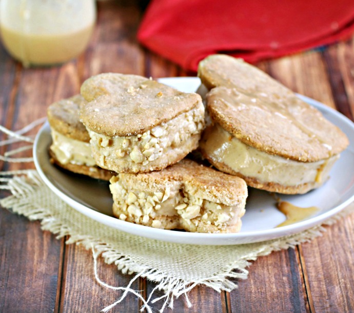 Recipe for heart shaped peanut butter banana ice cream sandwiches with peanut butter caramel.