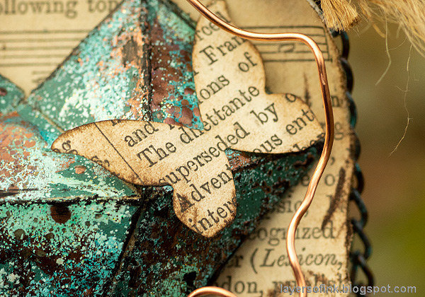 Layers of ink - Rust and Patina DIY Tutorial by Anna-Karin Evaldsson. Paper butterfly.