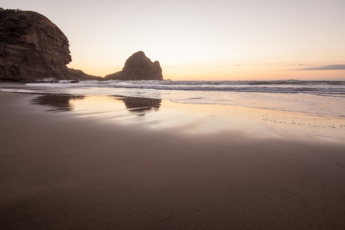 Piha Beach New Zealand: Your Complete Guide To This Gorgeous Black Sand Beach