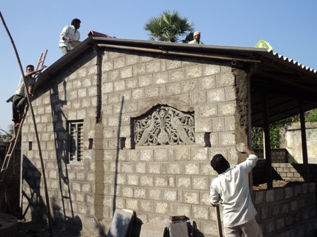 HOUSE CONSTRUCTION IN INDIA: TEMPORARY SHED AND POWER