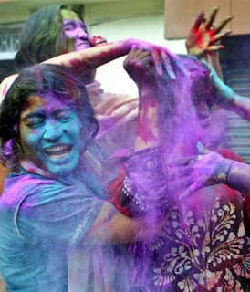 Happy-Holi-Festivals-2012-Wallpapers