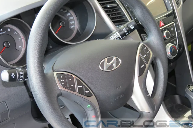 Novo Hyundai i30 2014 Flex - interior