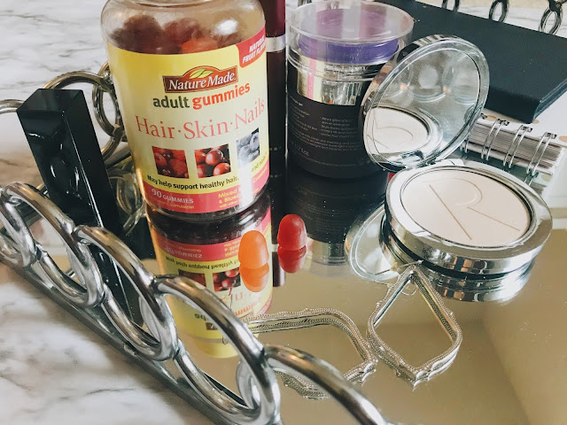 #ad #AGummyYouCanTrust #NatureMade #USP In the weeks and months following childbirth it can be hard to find time to do anything for yourself besides a nap and the occasional shower. It’s almost been 4 months since McKenna was born and I’m still struggling with this. Lately, I’ve found a few easy ways to feel like my old self again and do something just for me. Today I’ve partnered with Nature Made® to share a few simple ways you can feel and look your best after baby arrives!