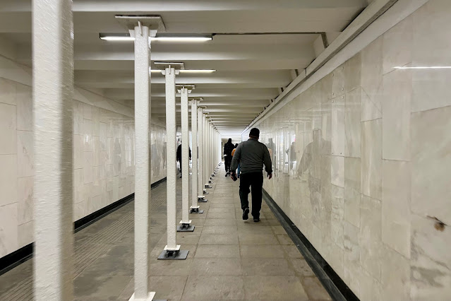 подземный переход под Манежной площадью, укрепления для проезда тяжелой техники