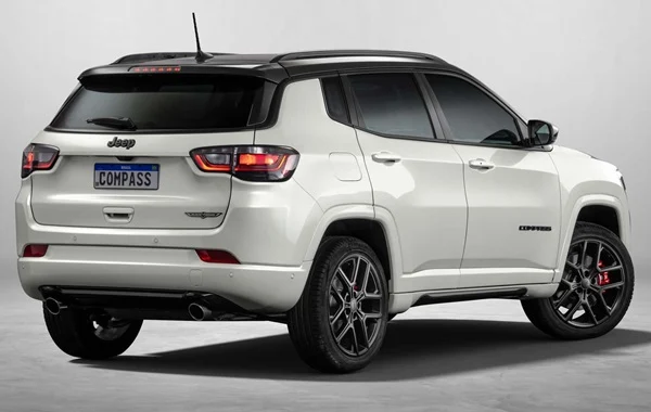 Jeep Compass Blackhawk