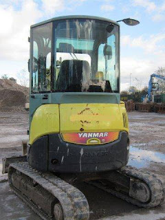 Yanmar VIO30 digger