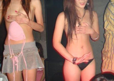 Jakarta Hot Stripper Pictures - Ada Yang Asik