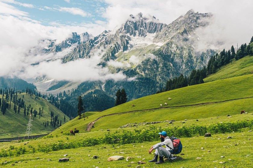 10 MUST DO THINGS IN KASHMIR: MOUNTAIN BIKING, MONASTERIES AND MORE!