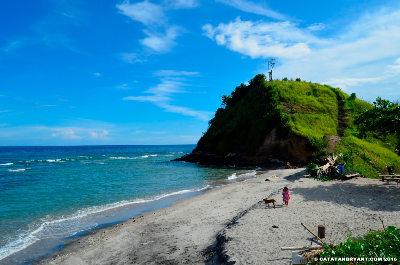 Pantai Mahembang Primadona Di Timur Minahasa Catatan