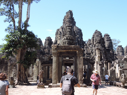 Angkor Thom by blue-crane