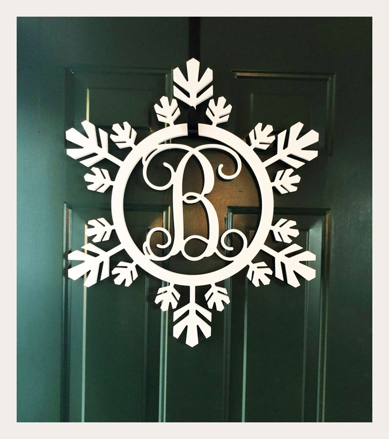 14 Holiday Door and Porch Decorating Ideas