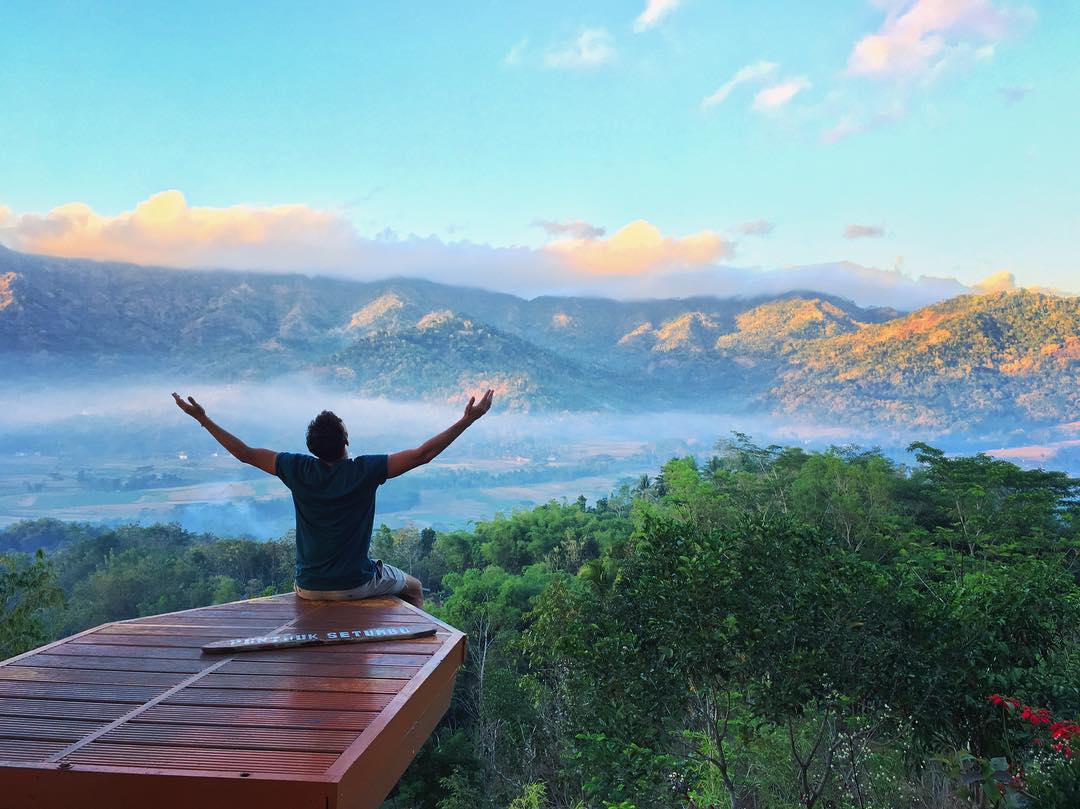 11 Gambar Wisata Punthuk Setumbu Rute Alamat Dan Harga Tiket Masuk Indwisata