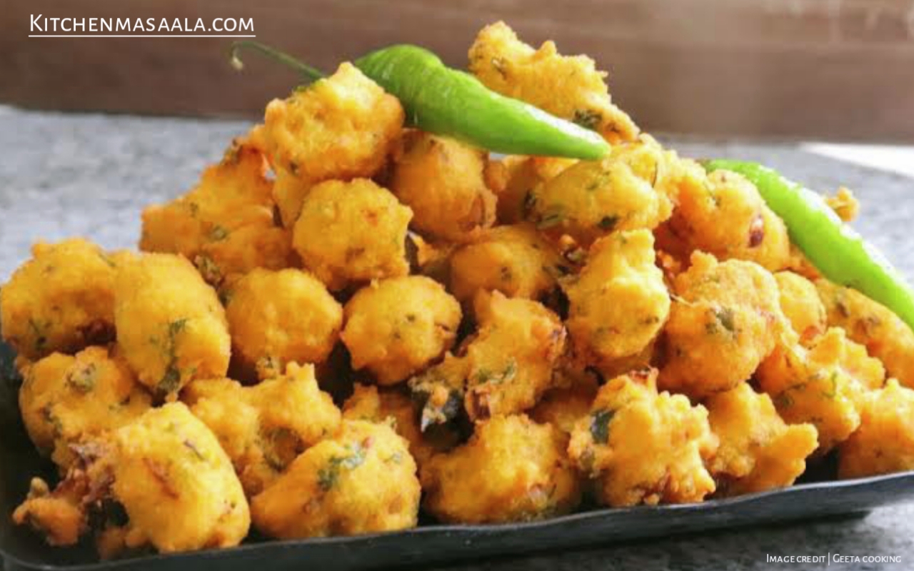 स्वादिष्ट भजिये बनाने की विधि || Bhajiya recipe in Hindi, Bhajiya image, भजिये फोटो, Kitchenmasaala