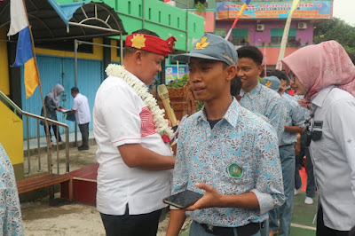 Serunya sosialisasi wawasan kebangsaan oleh Plt Walikota Bekasi di Yayasan Al-Muhadjirin Bekasi Raya