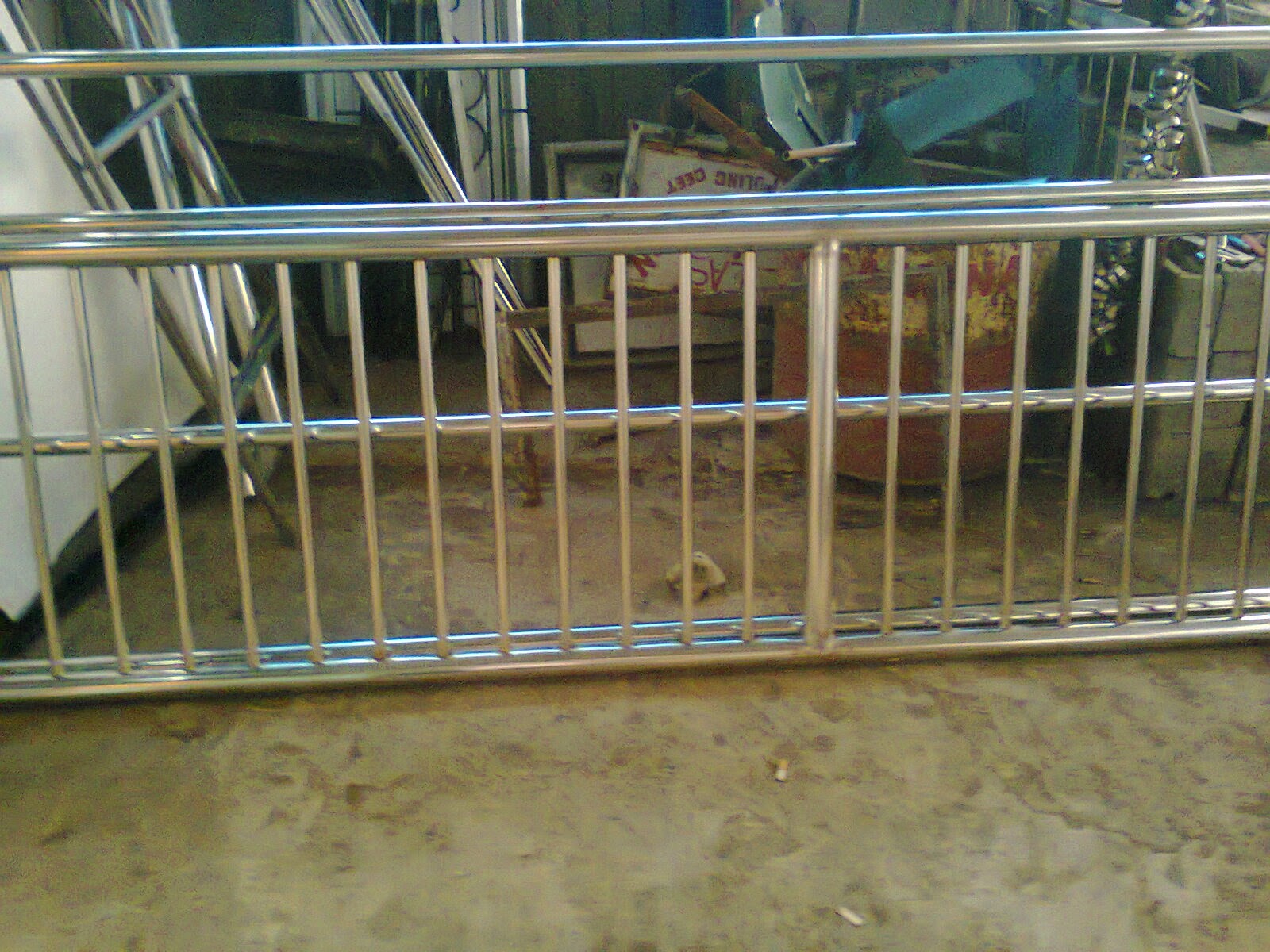 ABADI JAYA STEEL buat pagar  besi  galvanis  minimalis  murah di karawang