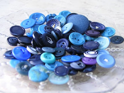 Shop Vintage on Vintage Buttons At Etsy Shop Onecozynest